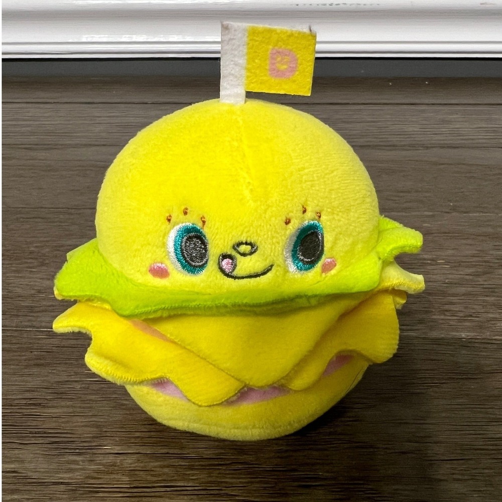Kidrobot Hello Sanrio Burger Plush Yellow Foodie‎  Collectible Blind Box Plush